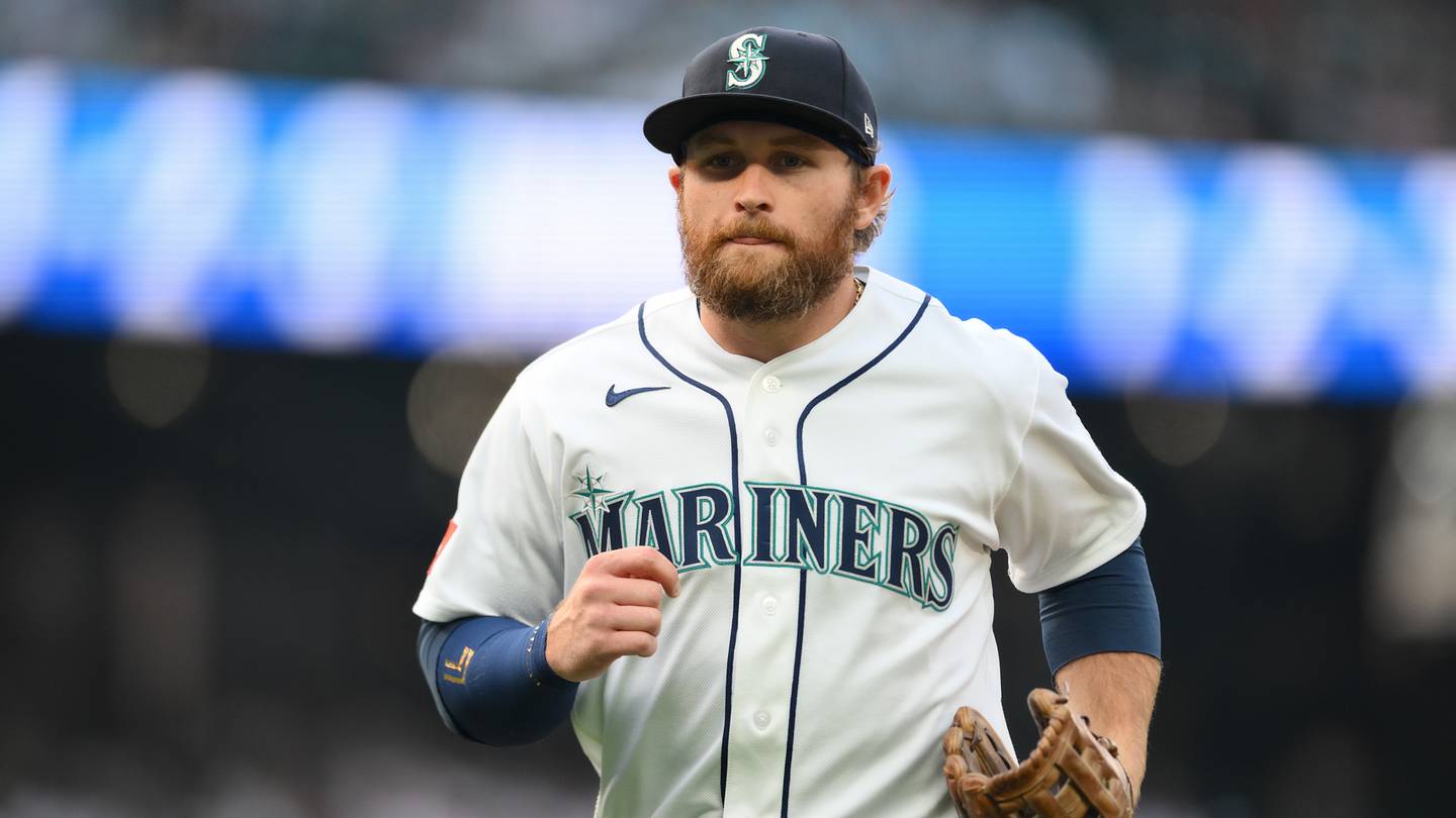 Mariners’ Brendan Donovan Can’t Catch a Break in His Snakebitten 2026 Season