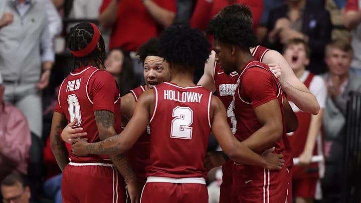 The Alabama Basketball Team huddles against Auburn at Coleman Coliseum in Tuscaloosa, AL on Saturday, Feb 15, 2025. The Alabama Basketball Team huddles against Auburn at Coleman Coliseum in Tuscaloosa, AL on Saturday, Feb 15, 2025.