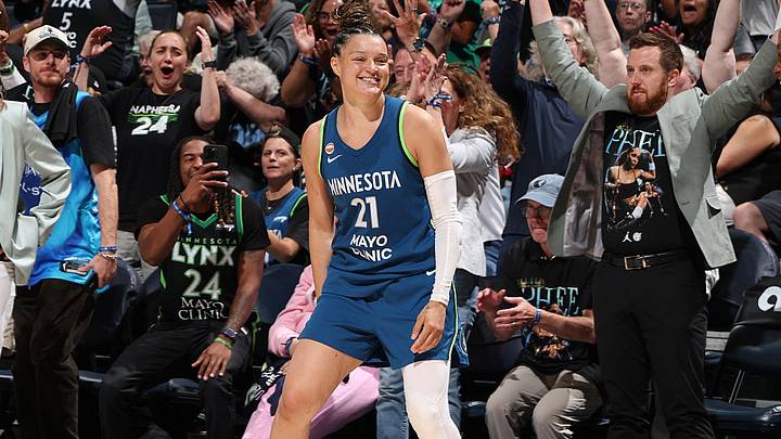Kayla McBride set a WNBA record for the most three-pointers in a WNBA game Kayla McBride set a WNBA record for the most three-pointers in a WNBA game