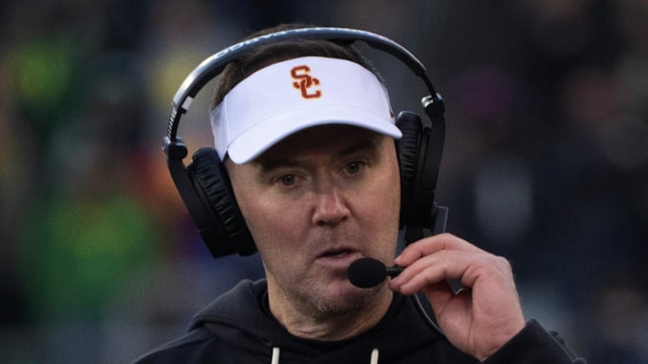 Southern California coach Lincoln Riley looks for answers against Oregon during the second half touchdown Nov. 22, 2025.