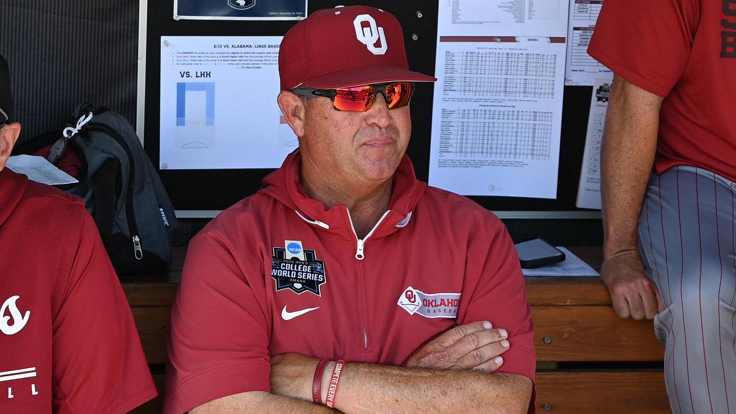Skip Johnson apparently took Bob Stoops’ advice with Sooners on CWS title brink