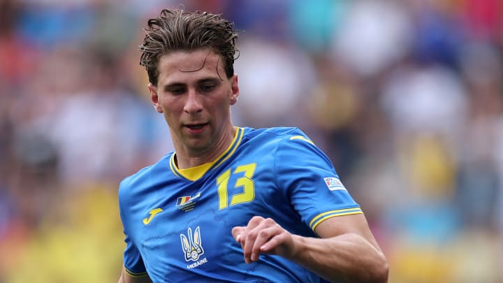 Ilya Zabarnyi, défenseur ukrainien très prometteur.