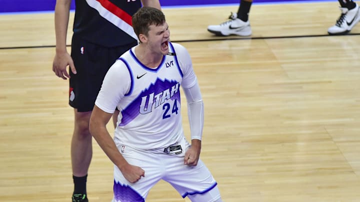 Oct 16, 2025; Salt Lake City, Utah, USA; Utah Jazz center Walker Kessler (24) celebrates after his slam dunk during the second half against the Portland Trail Blazers at Delta Center. Mandatory Credit: Peter Creveling-Imagn Images Oct 16, 2025; Salt Lake City, Utah, USA; Utah Jazz center Walker Kessler (24) celebrates after his slam dunk during the second half against the Portland Trail Blazers at Delta Center. Mandatory Credit: Peter Creveling-Imagn Images