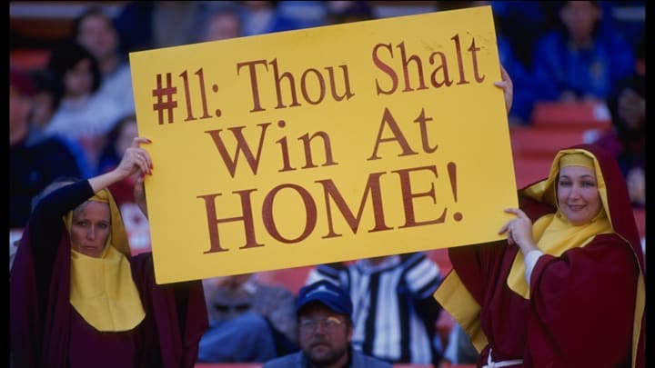 Washington football fans