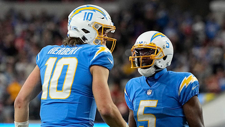 Kansas City Chiefs v Los Angeles Chargers