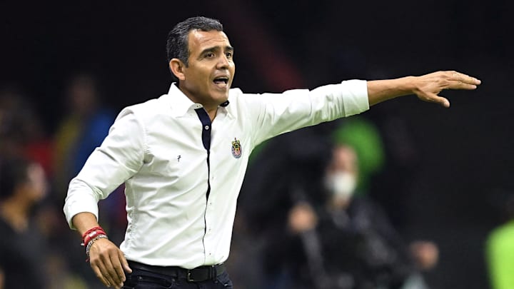 Ricardo Cadena con Chivas