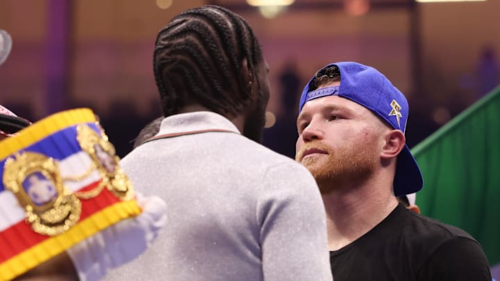 Saúl "Canelo" Álvarez y Terence Crawford en la presentación de su pelea ante los medios de comunicación 
