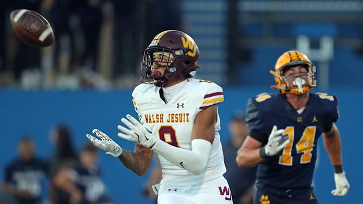 Walsh Jesuit wide receiver Milan Parris (8) Walsh Jesuit wide receiver Milan Parris (8)