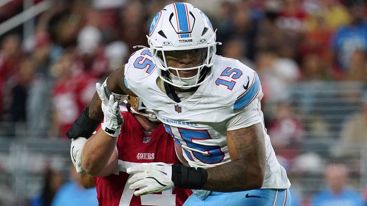 Aug 13, 2026; Santa Clara, California, USA; Tennessee Titans defensive end Keldric Faulk (15) tries a spin move against San Francisco 49ers offensive tackle Carver Willis (74) in the third quarter at Levi's Stadium. Mandatory Credit: David Gonzales-Imagn Images Aug 13, 2026; Santa Clara, California, USA; Tennessee Titans defensive end Keldric Faulk (15) tries a spin move against San Francisco 49ers offensive tackle Carver Willis (74) in the third quarter at Levi's Stadium. Mandatory Credit: David Gonzales-Imagn Images