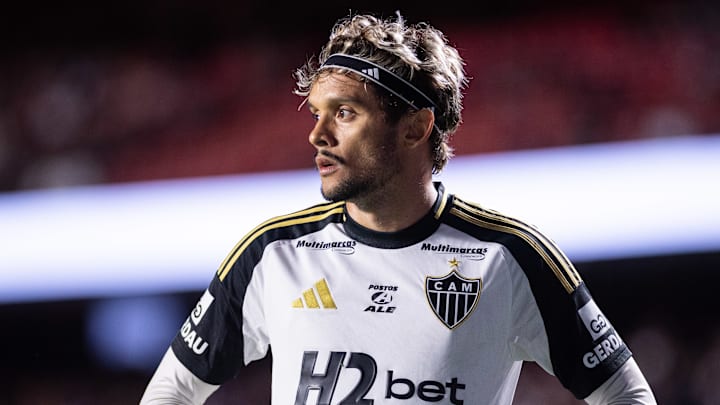 Scarpa vai pagar suspensão e é desfalque de peso no Atlético-MG Scarpa vai pagar suspensão e é desfalque de peso no Atlético-MG