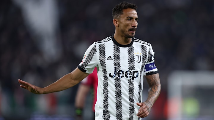 Danilo descarta saída da Juventus antes do término do seu contrato