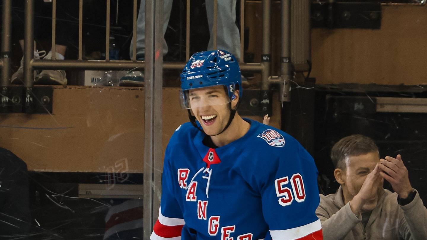 Rangers fans witness rare scoring feat for first time since 1982