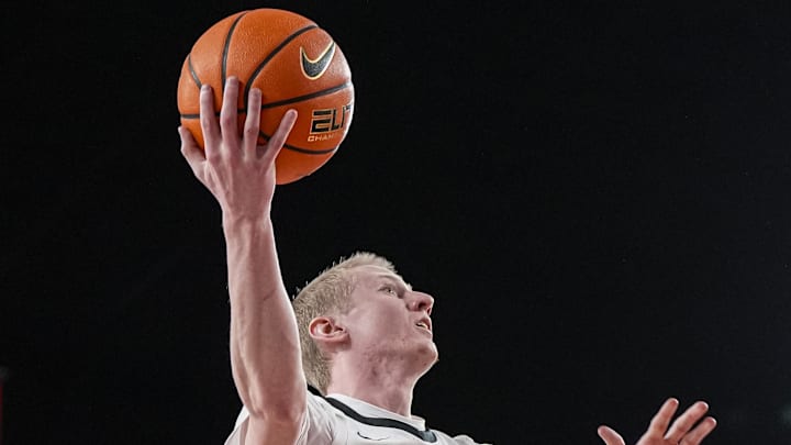 Nov 17, 2025; Athens, Georgia, USA; Georgia Bulldogs guard Blue Cain (0) shoots against the Florida A&M Rattlers during the first half at Stegeman Coliseum. Mandatory Credit: Dale Zanine-Imagn Images Nov 17, 2025; Athens, Georgia, USA; Georgia Bulldogs guard Blue Cain (0) shoots against the Florida A&M Rattlers during the first half at Stegeman Coliseum. Mandatory Credit: Dale Zanine-Imagn Images