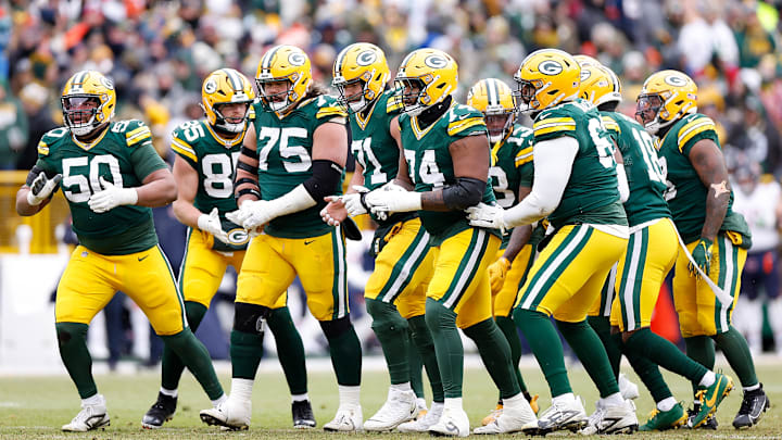 Chicago Bears v Green Bay Packers