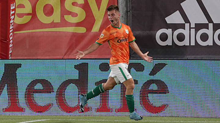 Giuliano Galoppo defende o Banfiend há cinco temporadas