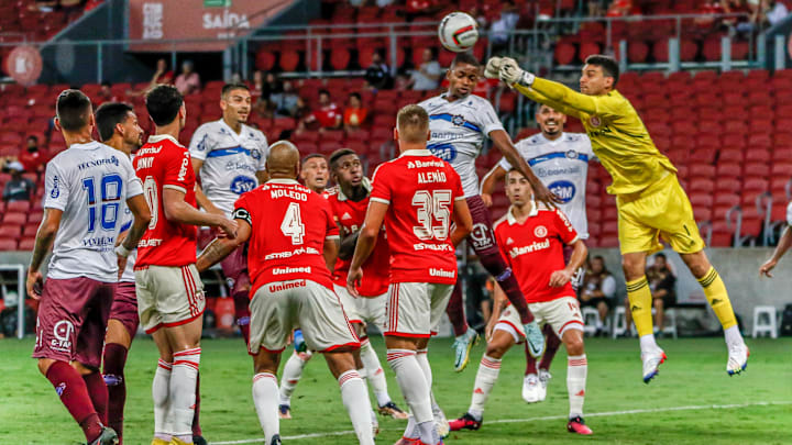 Caxias e Internacional abrem as semifinais do Gauchão 2023.