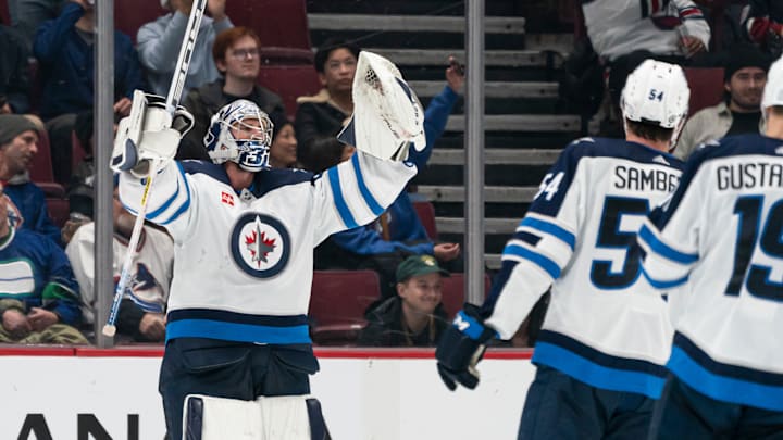 Winnipeg Jets v Vancouver Canucks