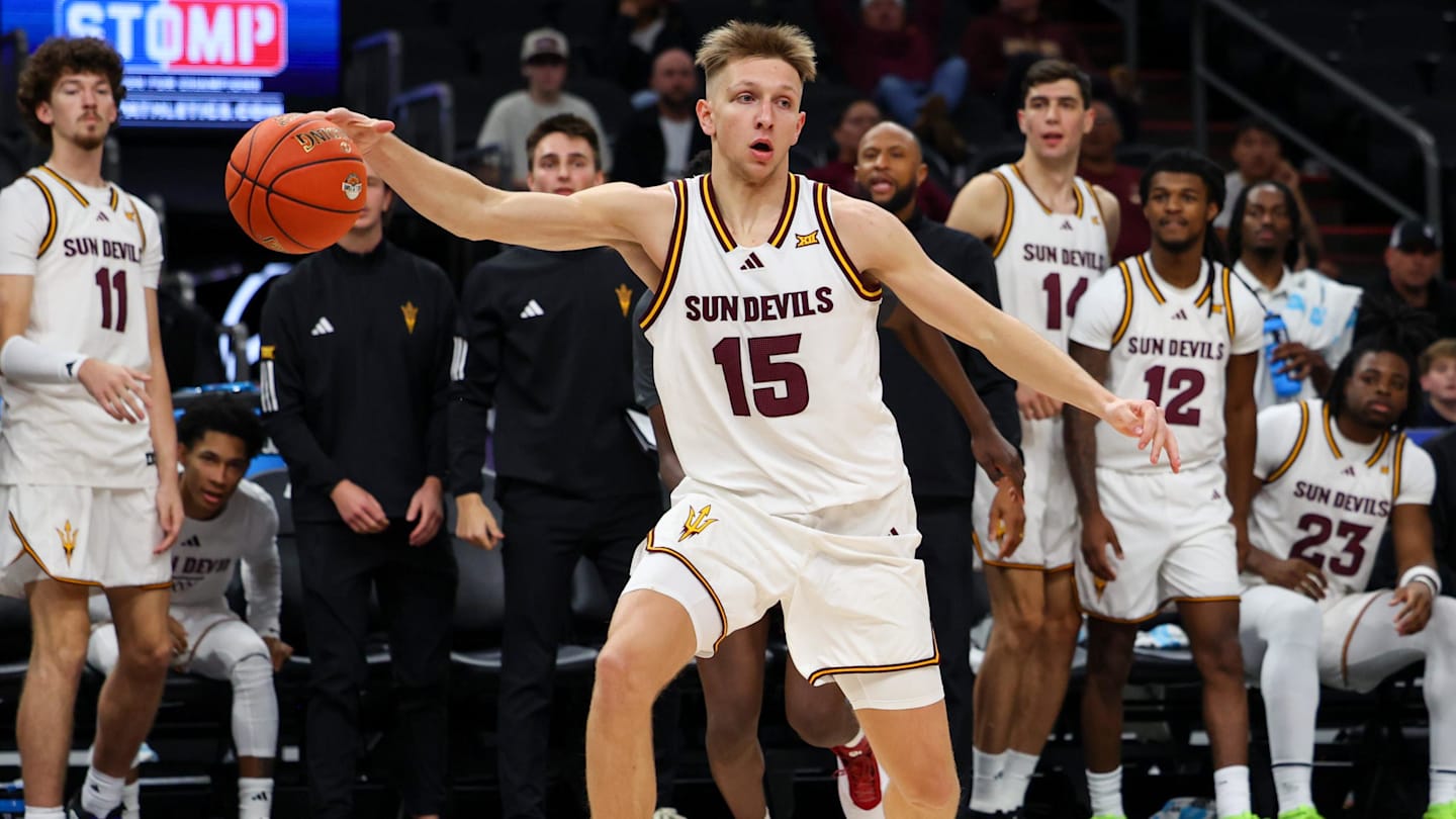 Arizona State Off to 8-2 Start After Dispatch of NAU