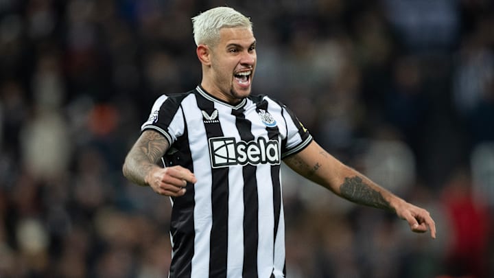 Newcastle reçoit l'AC Milan a St James Park dans le cadre de la 6e et dernière journée de la phase de groupes de C1. Newcastle reçoit l'AC Milan a St James Park dans le cadre de la 6e et dernière journée de la phase de groupes de C1.