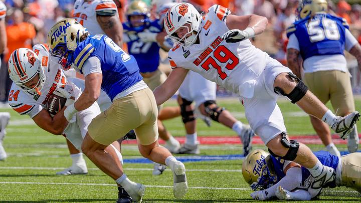 Oklahoma State offensive lineman Jacob Sexton. Oklahoma State offensive lineman Jacob Sexton.