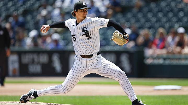 May 28, 2026; Chicago, Illinois, USA; Chicago White Sox starting pitcher Davis Martin (65) delivers a pitch against the Minnesota Twins during the first inning at Rate Field. Mandatory Credit: Kamil Krzaczynski-Imagn Images May 28, 2026; Chicago, Illinois, USA; Chicago White Sox starting pitcher Davis Martin (65) delivers a pitch against the Minnesota Twins during the first inning at Rate Field. Mandatory Credit: Kamil Krzaczynski-Imagn Images