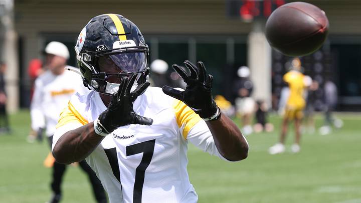 May 28, 2026; Pittsburgh, PA, USA; Pittsburgh Steelers wide receiver Germie Bernard (17) participates in OTA drills at the UPMC Rooney Sports Complex. Mandatory Credit: Charles LeClaire-Imagn Images May 28, 2026; Pittsburgh, PA, USA; Pittsburgh Steelers wide receiver Germie Bernard (17) participates in OTA drills at the UPMC Rooney Sports Complex. Mandatory Credit: Charles LeClaire-Imagn Images