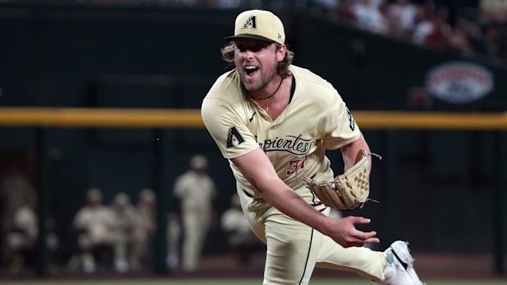 Sep 10, 2024; Phoenix, Arizona, USA; Arizona Diamondbacks pitcher Kevin Ginkel (37) throws against the Texas Rangers in the sixth inning at Chase Field. Mandatory Credit: Rick Scuteri-Imagn Images Sep 10, 2024; Phoenix, Arizona, USA; Arizona Diamondbacks pitcher Kevin Ginkel (37) throws against the Texas Rangers in the sixth inning at Chase Field. Mandatory Credit: Rick Scuteri-Imagn Images