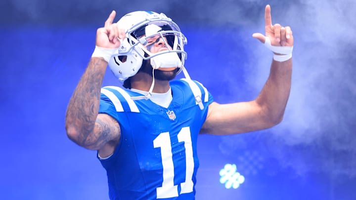 Tennessee Titans v Indianapolis Colts