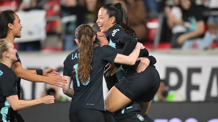NJ/NY Gotham FC celebrate after forward Ella Stevens (13)  score a goal in the second half against Orlando Pride at Red Bull Arena 
