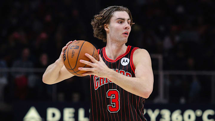 Dec 23, 2025; Atlanta, Georgia, USA; Chicago Bulls guard Josh Giddey (3) looks for a pass against the Atlanta Hawks during the third quarter at State Farm Arena. Mandatory Credit: Jordan Godfree-Imagn Images