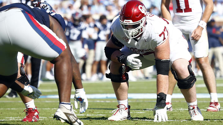 Oklahoma offensive lineman Heath Ozaeta Oklahoma offensive lineman Heath Ozaeta