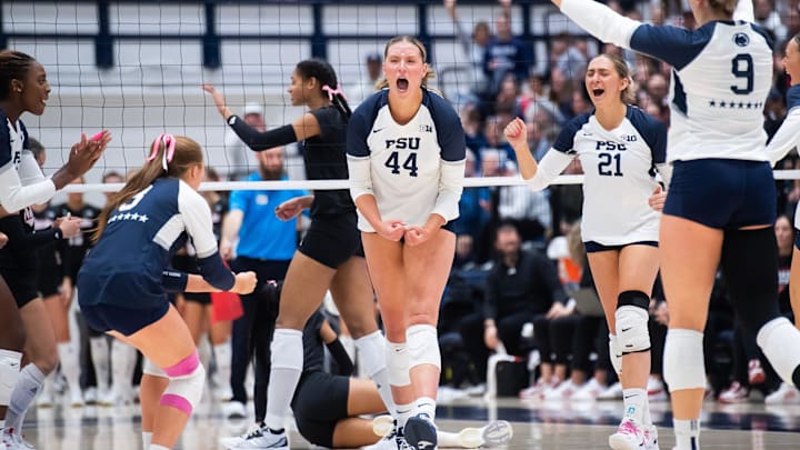 Penn State women's volleyball middle blocker Maggie Mendelson celebrating