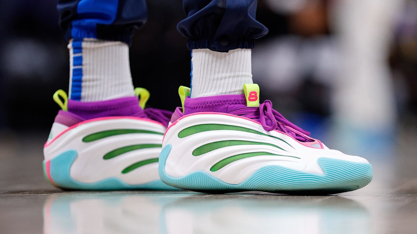 latest kyrie shoes 2021