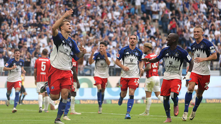 Luka Vuskovic im HSV-Trikot