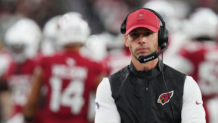 Arizona Cardinals head coach Jonathan Gannon walks the sidelines as his team plays the Jacksonville Jaguars at State Farm Stadium on Nov. 23, 2025. Arizona Cardinals head coach Jonathan Gannon walks the sidelines as his team plays the Jacksonville Jaguars at State Farm Stadium on Nov. 23, 2025.
