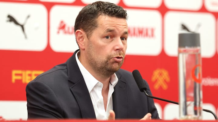 Pierre Sage est arrivé à Lens.