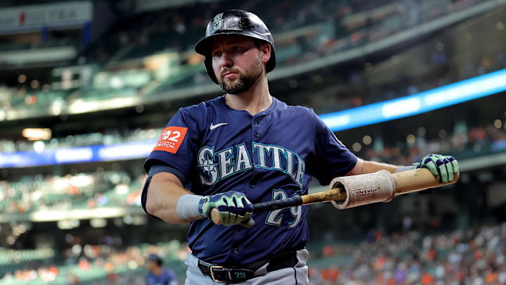 Seattle Mariners catcher Cal Raleigh prepares to hit in the on-deck circle during a game against the Houston Astros on May 22 at Daikin Park.