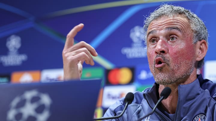 FBL-EUR-C1-PSG-PRESSER