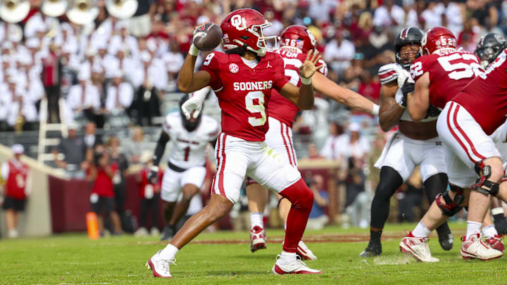 Oklahoma Sooners quarterback Michael Hawkins Jr. 