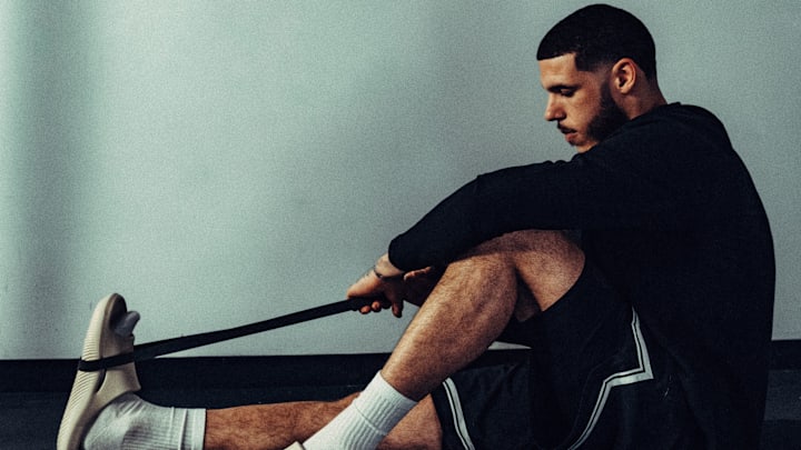 Lonzo Ball has partnered with Crocs to promote the Mellow Recovery Slide.