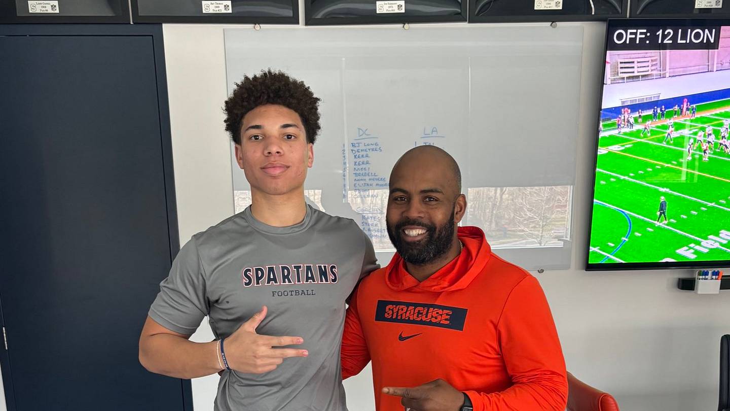 2027 two-way star locks in Syracuse official visit: 'They're ranked very high'