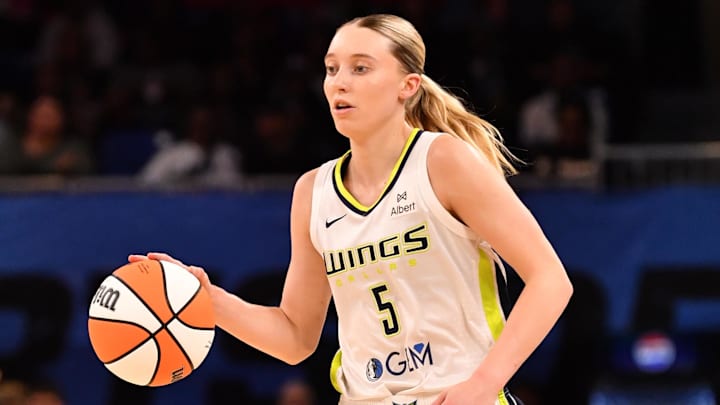 May 29, 2025; Chicago, Illinois, USA; Dallas Wings guard Paige Bueckers (5) controls the ball during the second half against the Chicago Sky at the Wintrust Arena. Mandatory Credit: Patrick Gorski-Imagn Images May 29, 2025; Chicago, Illinois, USA; Dallas Wings guard Paige Bueckers (5) controls the ball during the second half against the Chicago Sky at the Wintrust Arena. Mandatory Credit: Patrick Gorski-Imagn Images