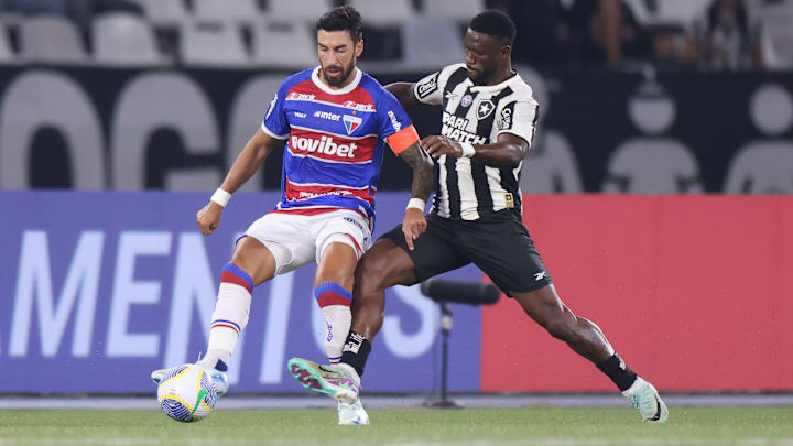 Fortaleza x Botafogo se enfrentam pelo Brasileirão 2025