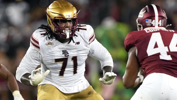Sep 13, 2025; Stanford, California, USA; Boston College Eagles offensive lineman Jude Bowry (71) blocks against Stanford Cardinal linebacker Ernest Cooper (44) during the second quarter at Stanford Stadium. Mandatory Credit: Darren Yamashita-Imagn Images