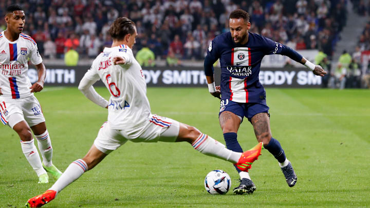 Olympique Lyonnais v Paris Saint-Germain - Ligue 1 Uber Eats
