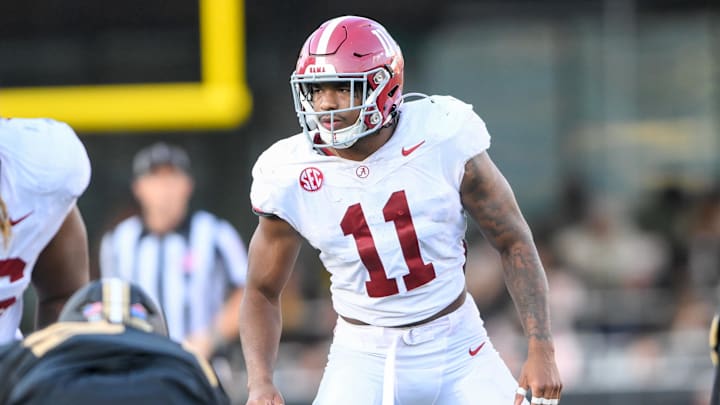 Oct 5, 2024; Nashville, Tennessee, USA; Alabama Crimson Tide linebacker Jihaad Campbell (11) sneaks a peek into the back field against the Vanderbilt Commodores during the second half at FirstBank Stadium. Mandatory Credit: Steve Roberts-Imagn Images Oct 5, 2024; Nashville, Tennessee, USA; Alabama Crimson Tide linebacker Jihaad Campbell (11) sneaks a peek into the back field against the Vanderbilt Commodores during the second half at FirstBank Stadium. Mandatory Credit: Steve Roberts-Imagn Images