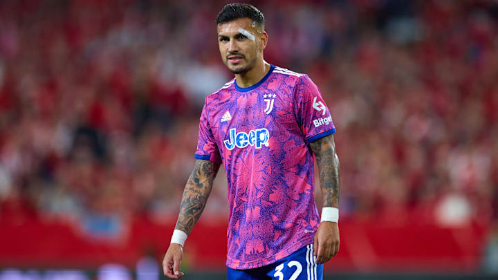 Le Paris Saint-Germain va trancher sur l'avenir de Leandro Paredes.