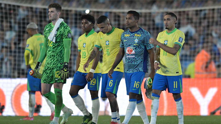 Brasil foi superado durante os 90 minutos em péssima atuação