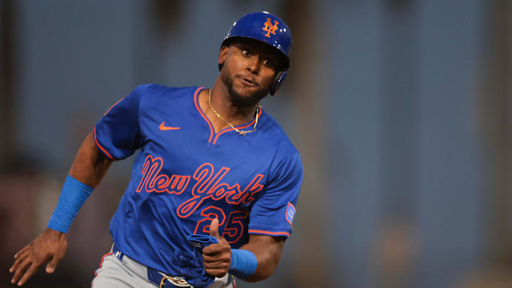 Mar 7, 2025; West Palm Beach, Florida, USA; New York Mets right fielder Alexander Canario (25) runs past third base against the Washington Nationals during the third inning at CACTI Park of the Palm Beaches. Mandatory Credit: Sam Navarro-Imagn Images