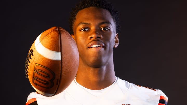 CJ Ingram may not have to decide between football and basketball
